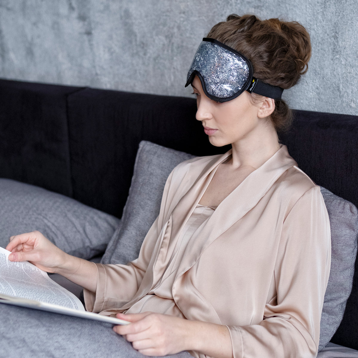 Zhu-Zhu Glitter Gel Hot & Cold Eye Mask - Silver