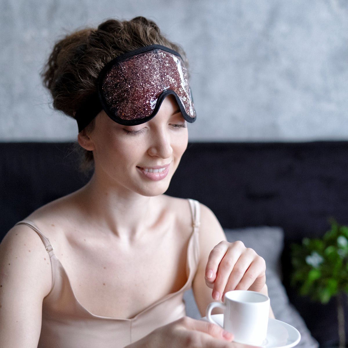 Zhu-Zhu Glitter Gel Hot & Cold Eye Mask - Rose Gold