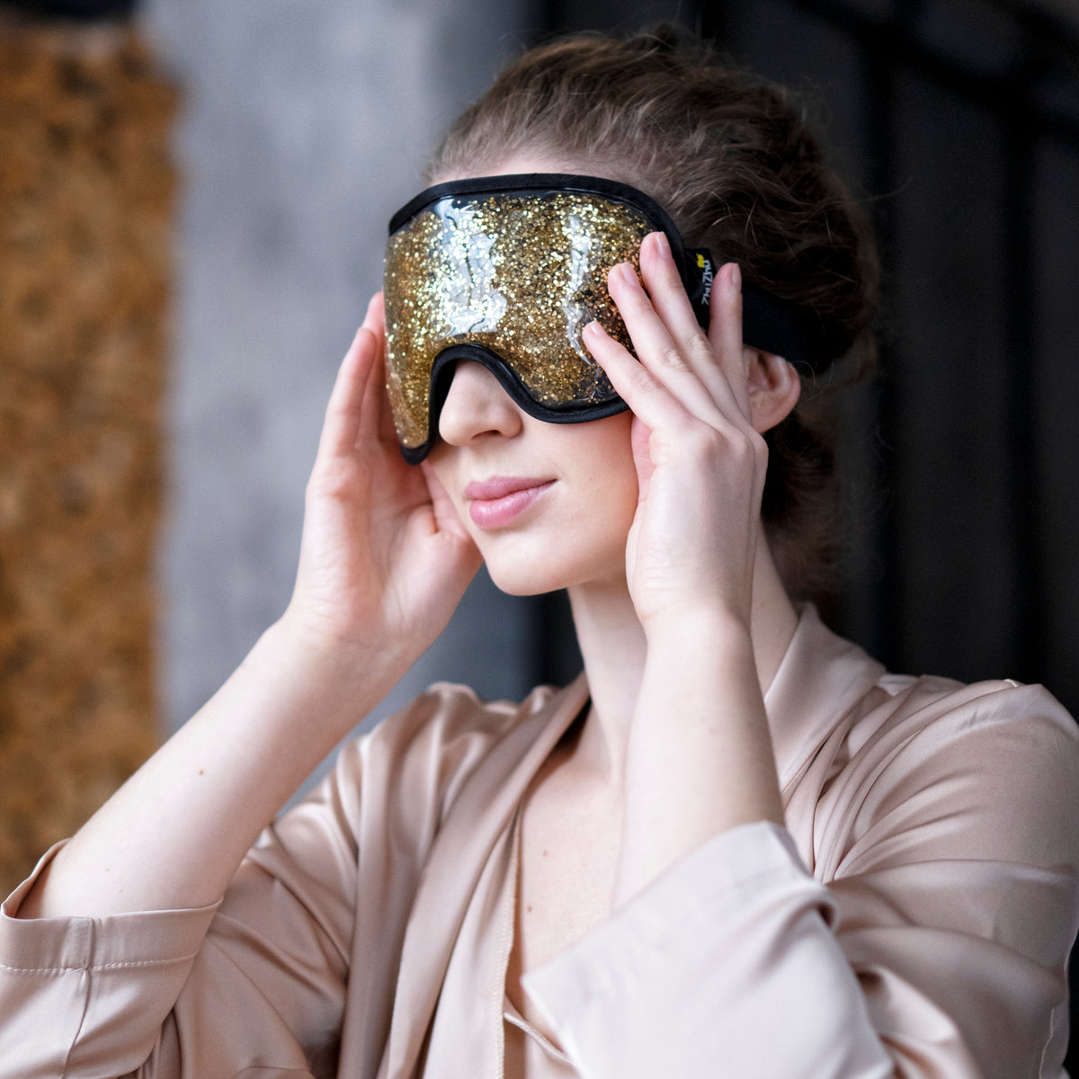 Zhu-Zhu Glitter Gel Hot & Cold Eye Mask - Gold
