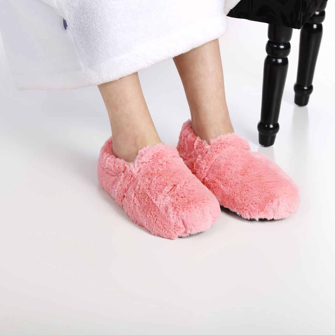 Zhu-Zhu Pink Plush Microwavable Slippers