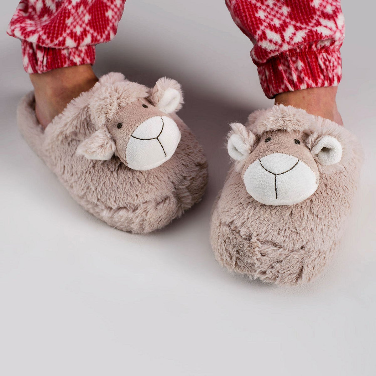 Zhu-Zhu Furry Animal Slippers - Sheep / Lamb